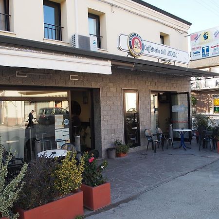 Caffetteria Dell'Angolo Borghetto Secondo Exterior foto