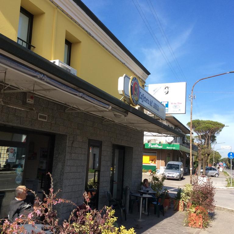 Caffetteria Dell'Angolo Borghetto Secondo Exterior foto